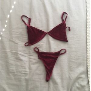 Red velvet bikini set